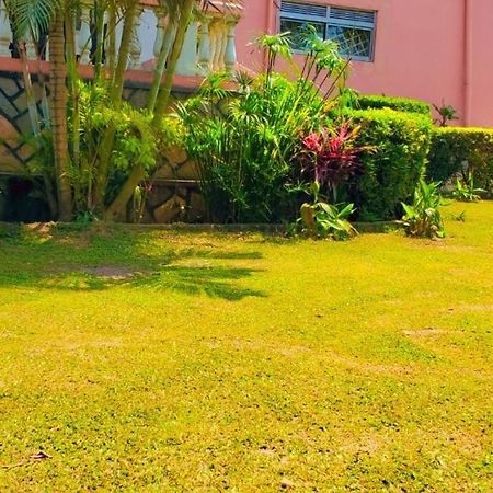 La Feve Beach Bed And Breakfast Entebbe Εντέμπε Εξωτερικό φωτογραφία